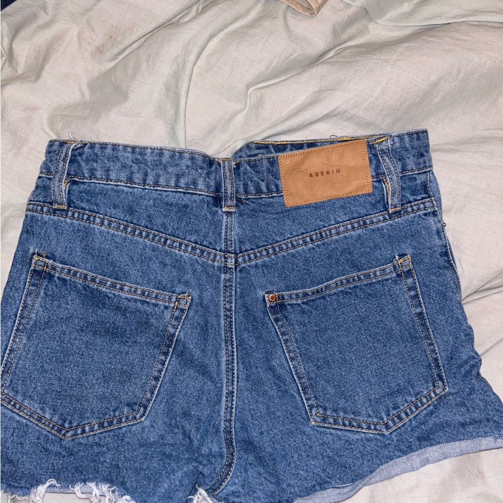 H&M denim cut off shorts